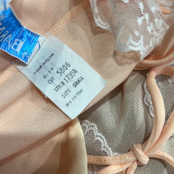 Vintage Open Front Lace Chemise - Picture 7 of 8